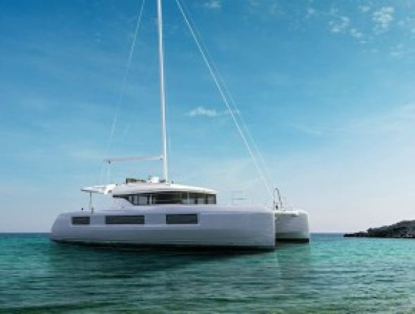Luxury catamaran ( lagoon 50)